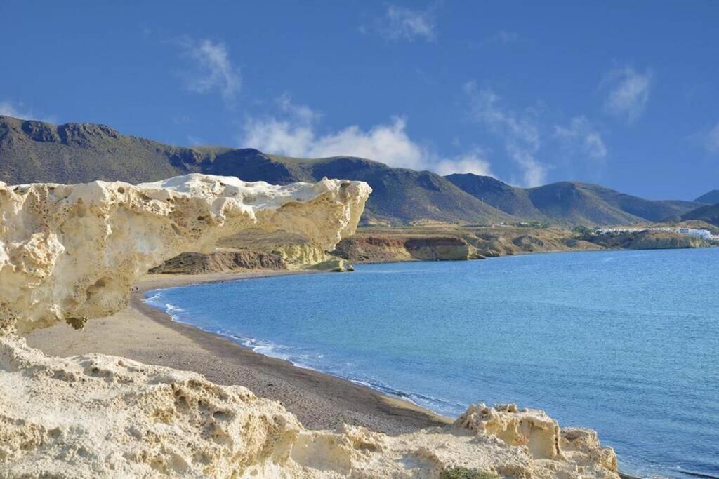 Atico Con Encanto En Cabo De Gata. A 100M De La Playa. Carboneras Ngoại thất bức ảnh